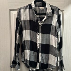 Black & White Plaid Long Sleeve